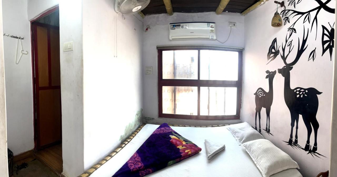 Shri Guest House Varanasi Eksteriør billede