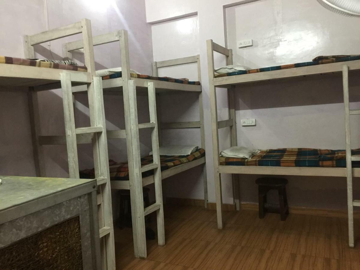 Shri Guest House Varanasi Eksteriør billede