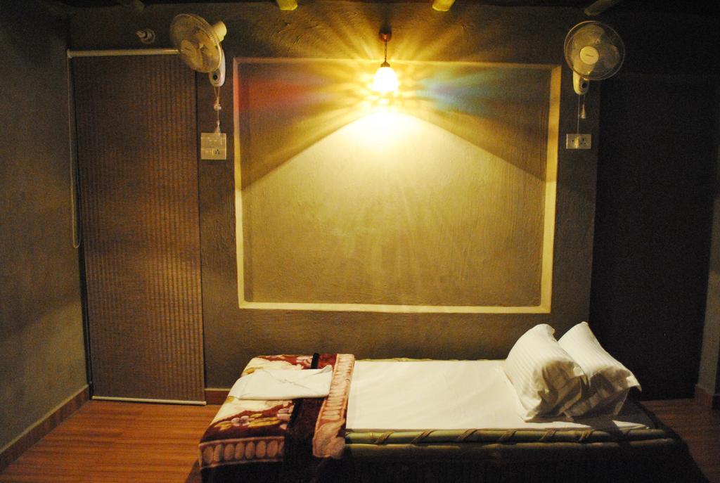 Shri Guest House Varanasi Eksteriør billede